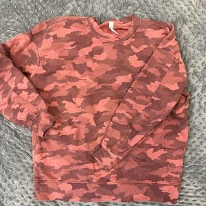 Lululemon perfectly oversized camo crew